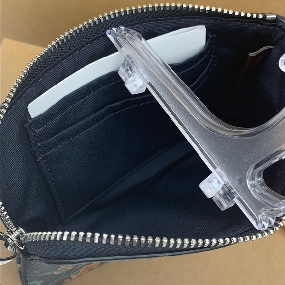 COACH COACH Corner Zip Wristlet with rose bouquet - Picture 8 of 14